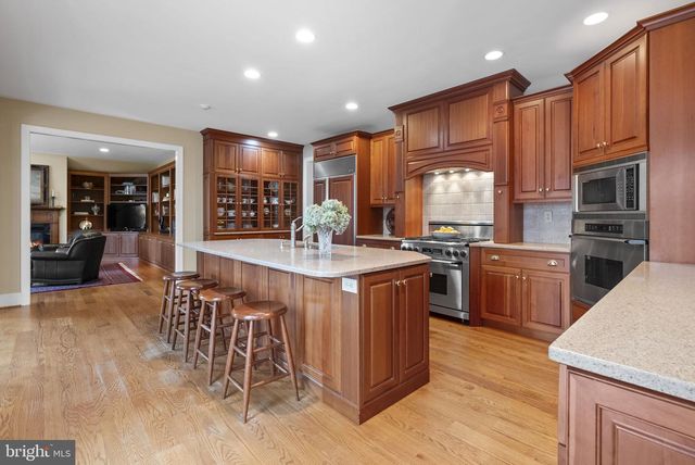 820 ELDERBERRY LN, West Chester, PA 19380