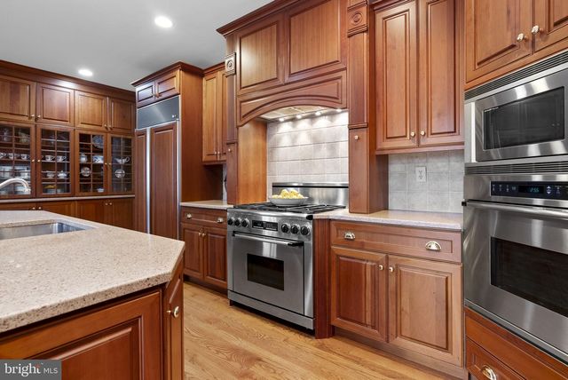 820 ELDERBERRY LN, West Chester, PA 19380