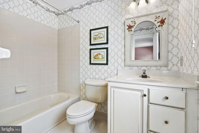 820 ELDERBERRY LN, West Chester, PA 19380