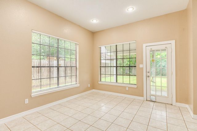 224 N Ranch House Road, Angleton, TX 77515
