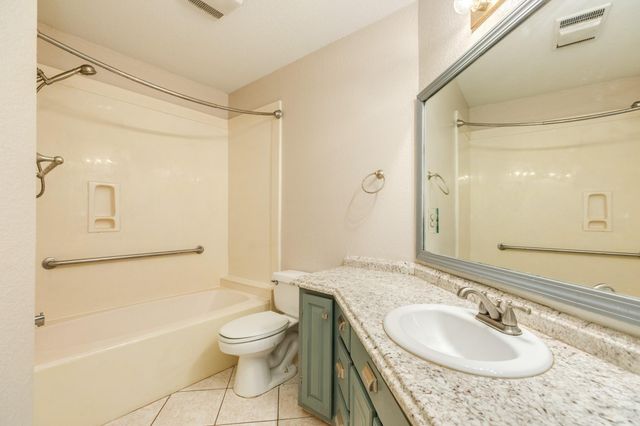 224 N Ranch House Road, Angleton, TX 77515