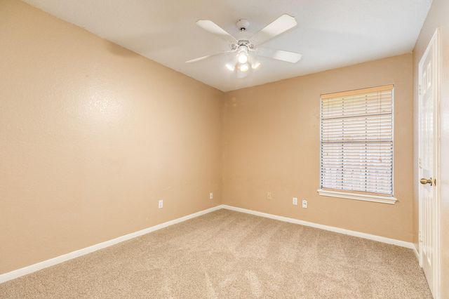 224 N Ranch House Road, Angleton, TX 77515