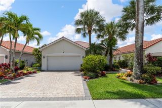 360 Pindo Palm DR, Naples, FL 34104