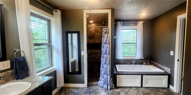167 Madison 6093, Huntsville, AR 72740