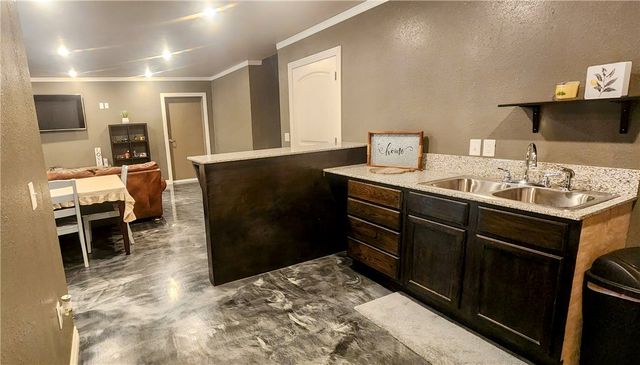167 Madison 6093, Huntsville, AR 72740