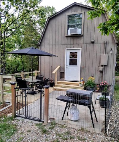 167 Madison 6093, Huntsville, AR 72740