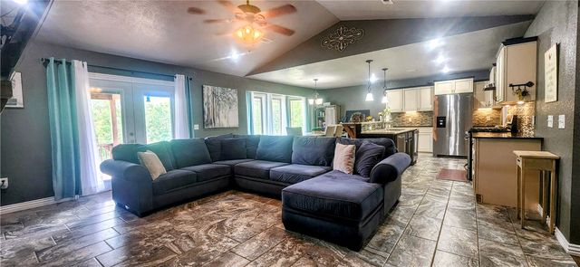 167 Madison 6093, Huntsville, AR 72740