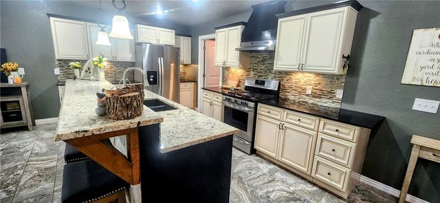 167 Madison 6093, Huntsville, AR 72740