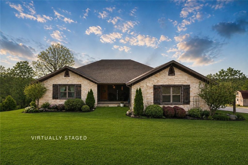 167 Madison 6093, Huntsville, AR 72740