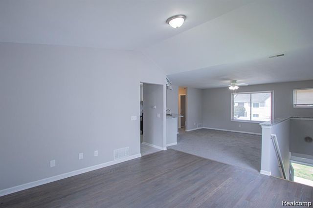 75 Rosebud Lane, Mount Clemens, MI 48043