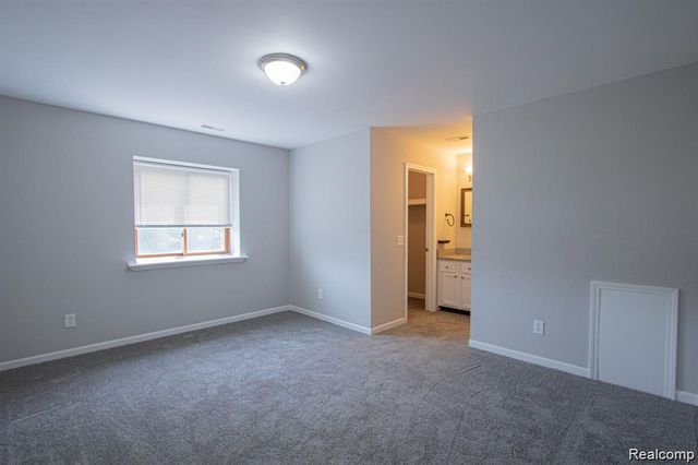 75 Rosebud Lane, Mount Clemens, MI 48043