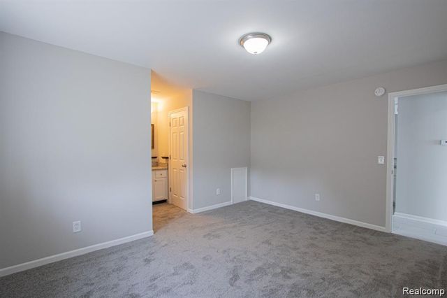 75 Rosebud Lane, Mount Clemens, MI 48043