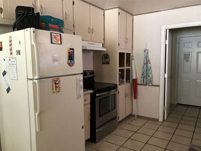 1421 Bryan Drive, Bedford, TX 76022