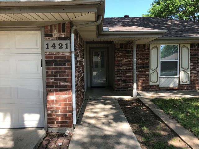 1421 Bryan Drive, Bedford, TX 76022