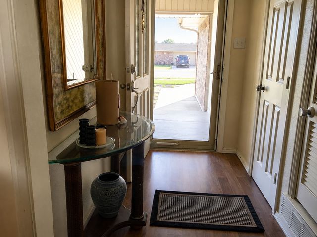 1421 Bryan Drive, Bedford, TX 76022