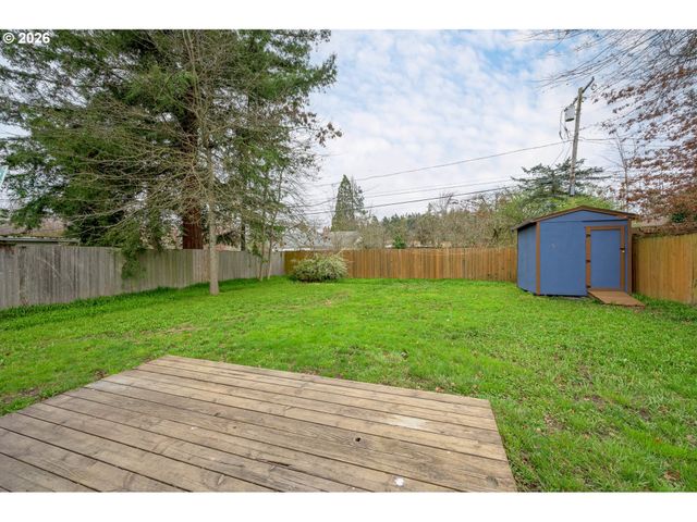 2571 ALDER St, Eugene, OR 97405