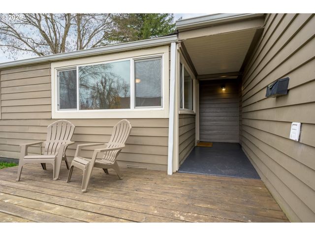 2571 ALDER St, Eugene, OR 97405