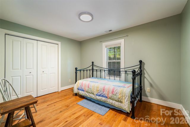 328 Old Greenville Road, Zirconia, NC 28790