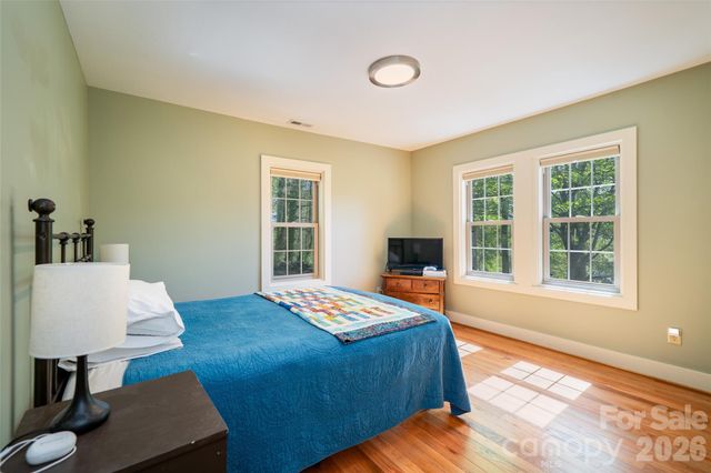 328 Old Greenville Road, Zirconia, NC 28790