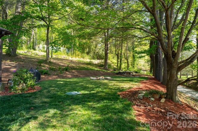 328 Old Greenville Road, Zirconia, NC 28790
