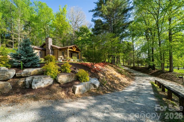 328 Old Greenville Road, Zirconia, NC 28790