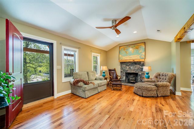 328 Old Greenville Road, Zirconia, NC 28790