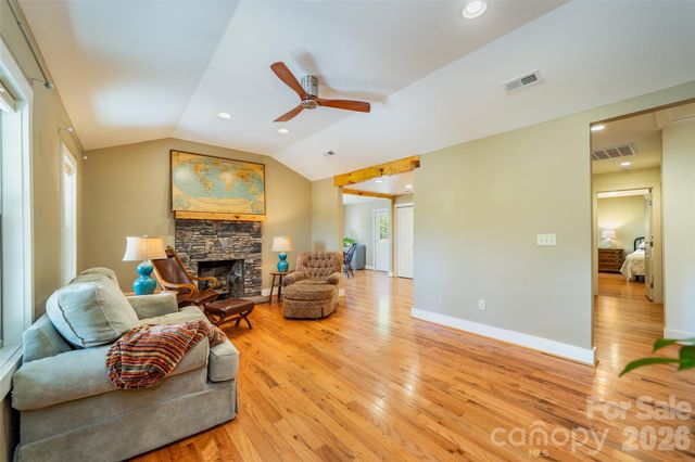 328 Old Greenville Road, Zirconia, NC 28790