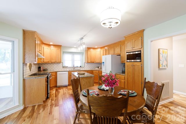 228 Timberlane Drive, Belmont, NC 28012