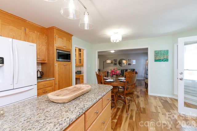 228 Timberlane Drive, Belmont, NC 28012