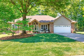 228 Timberlane Drive, Belmont, NC 28012