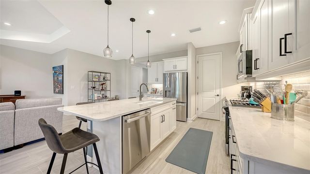 2550 WILD CHERRY PATH, Sarasota, FL 34240