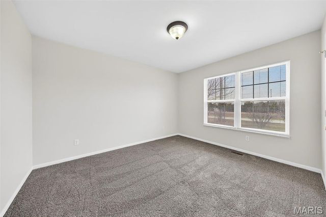 111 Wren Wood Drive, St Clair, MO 63077