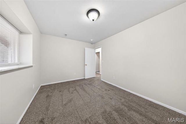 111 Wren Wood Drive, St Clair, MO 63077