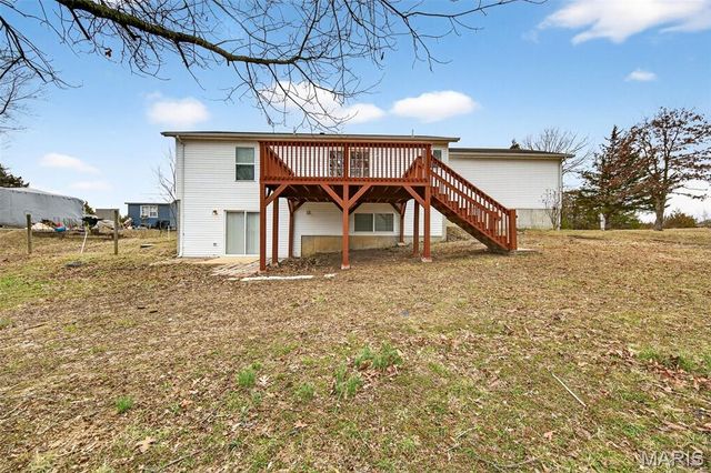 111 Wren Wood Drive, St Clair, MO 63077