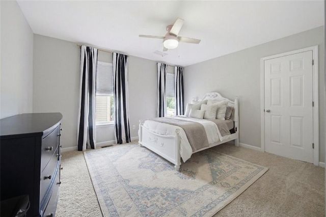 8450 Woodland View Drive, Gainesville, GA 30506