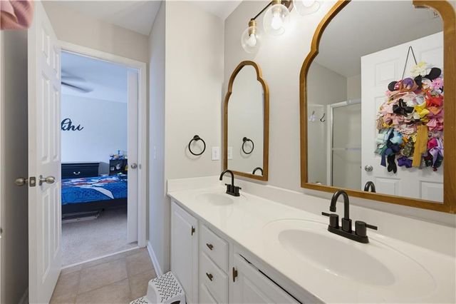 8450 Woodland View Drive, Gainesville, GA 30506