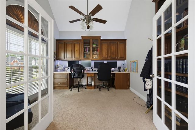 8450 Woodland View Drive, Gainesville, GA 30506