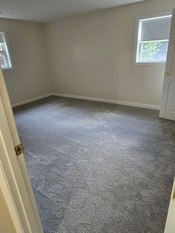 6 Louisburg Sq Apt 2, Nashua, NH 03060