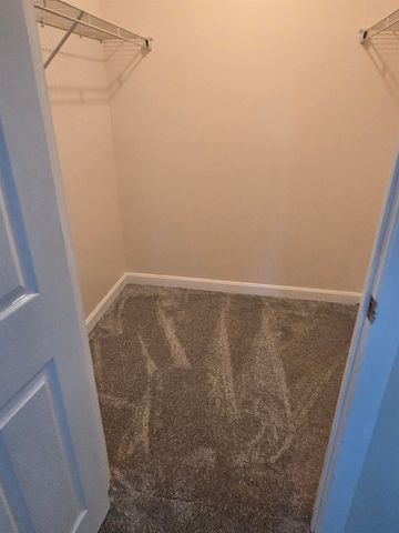 6 Louisburg Sq Apt 2, Nashua, NH 03060
