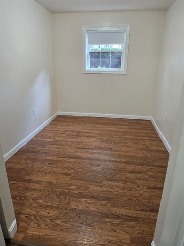6 Louisburg Sq Apt 2, Nashua, NH 03060