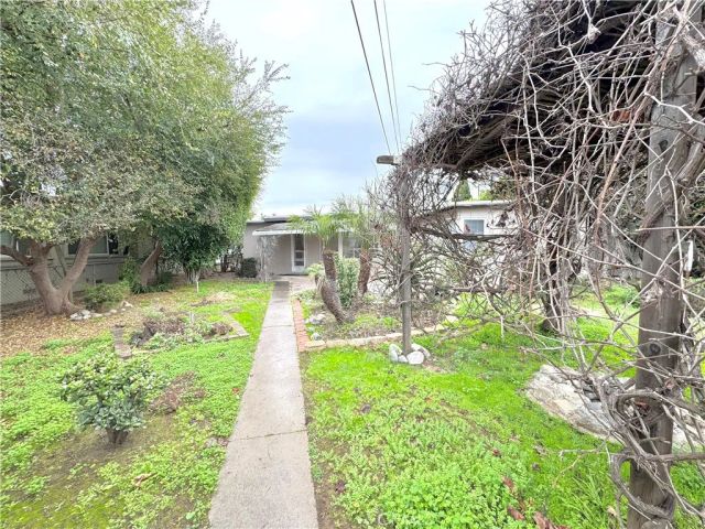 428 Holmwood, Newport Beach, CA 92663