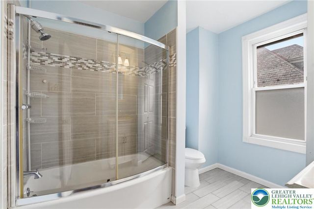 32 North 8th Street, Easton, PA 18042