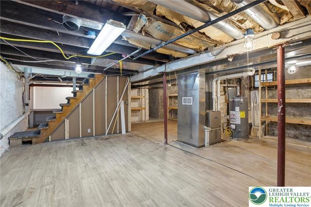 32 North 8th Street, Easton, PA 18042