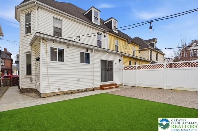 32 North 8th Street, Easton, PA 18042