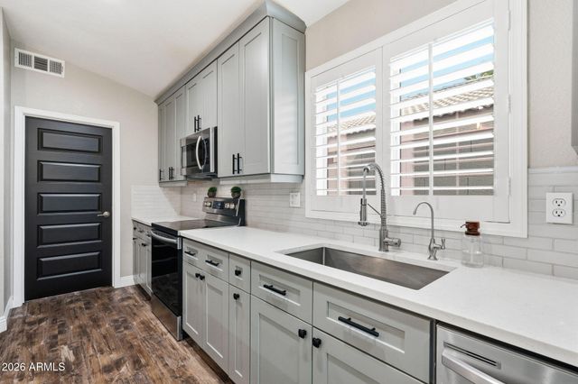 122 S JACKSON Street, Chandler, AZ 85225