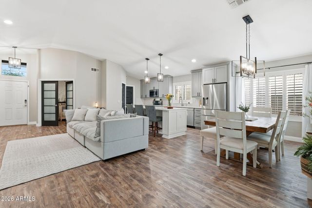 122 S JACKSON Street, Chandler, AZ 85225