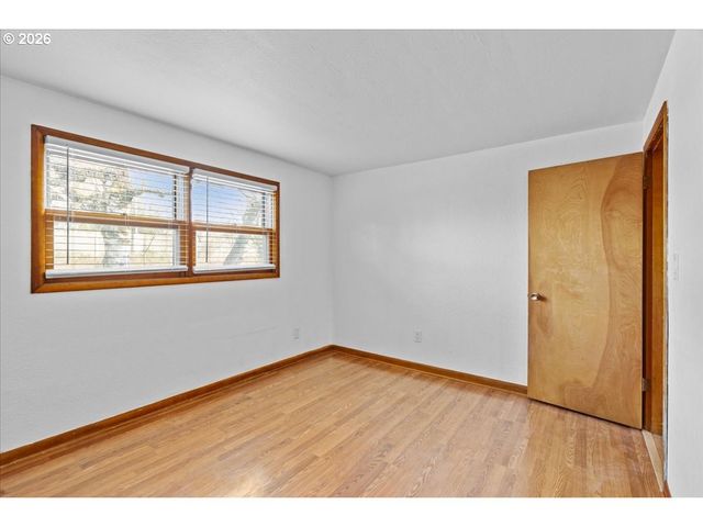 4081 HAWTHORNE Ave Ne, Salem, OR 97301