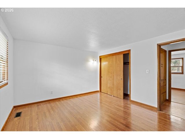 4081 HAWTHORNE Ave Ne, Salem, OR 97301