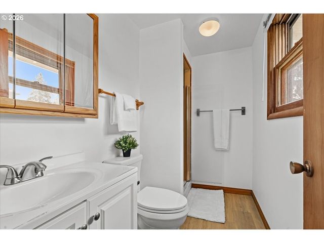 4081 HAWTHORNE Ave Ne, Salem, OR 97301