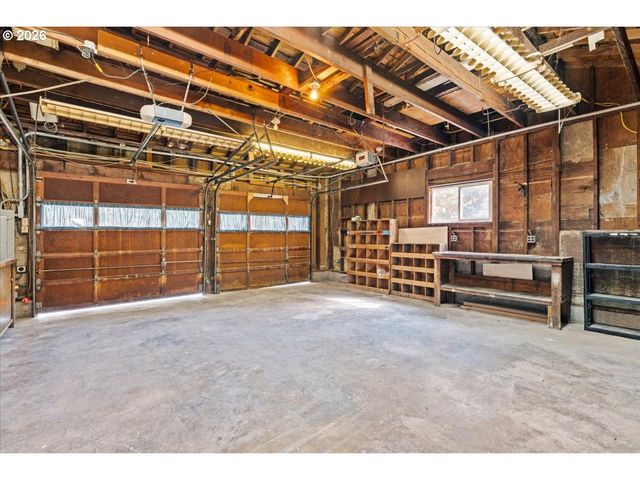 4081 HAWTHORNE Ave Ne, Salem, OR 97301